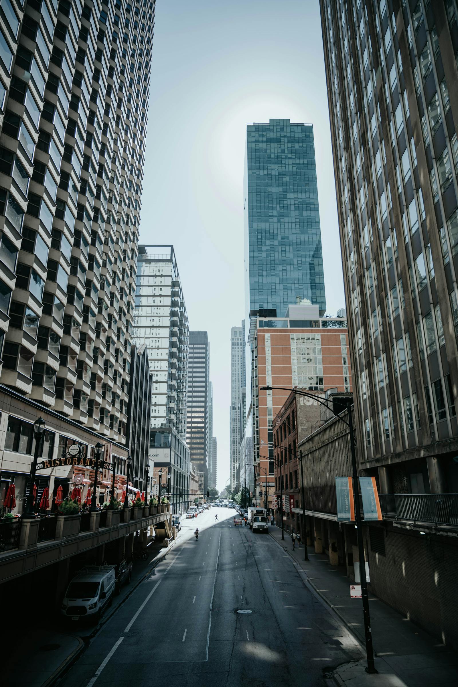 Đường phố Canada — ổn định cuộc sống mới