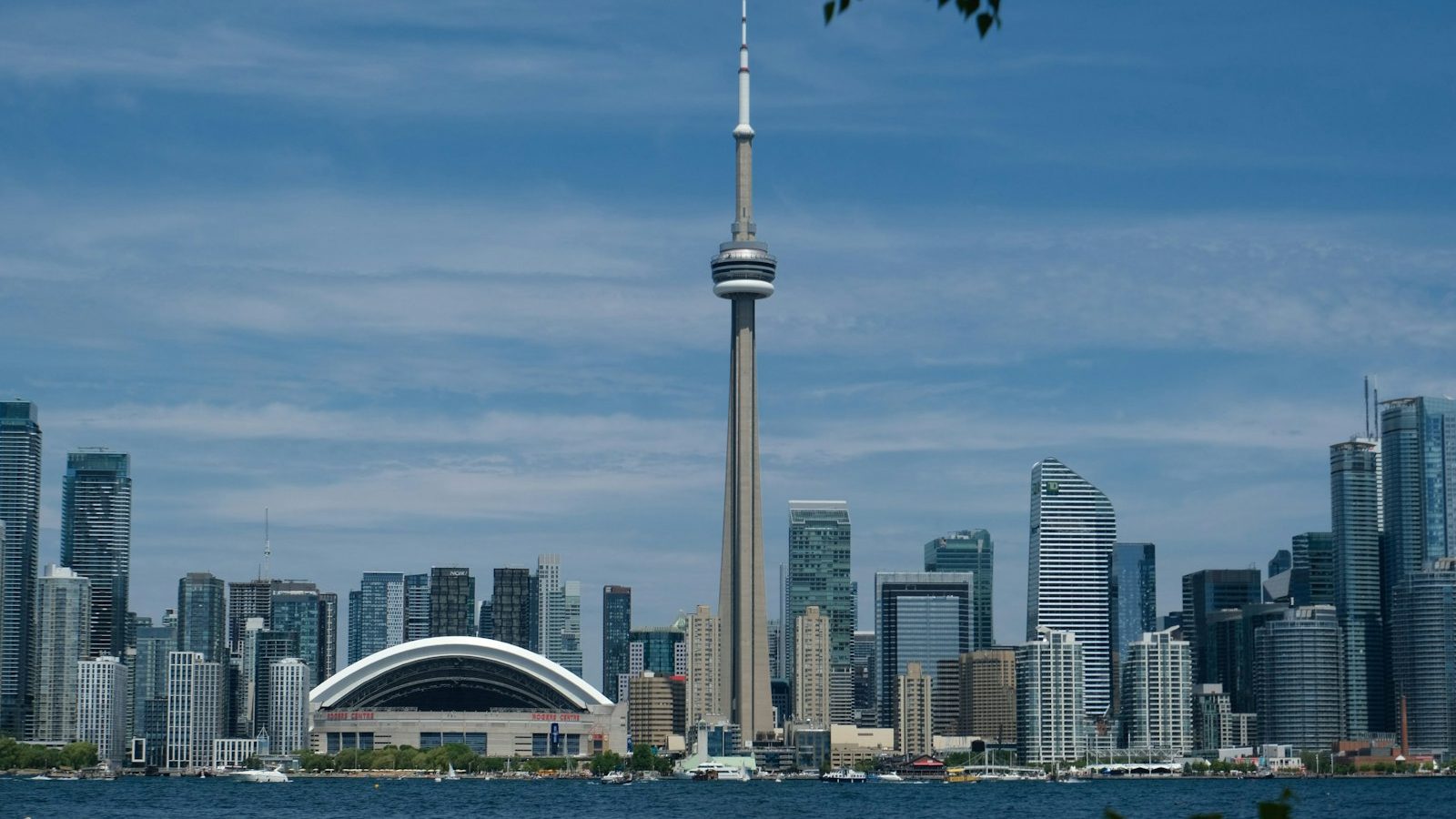 Định cư tay nghề Canada — toàn cảnh skyline Toronto
