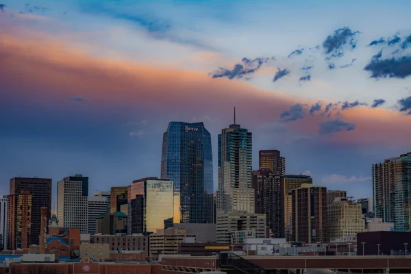 Định cư bang Colorado: Denver và kinh tế năng động