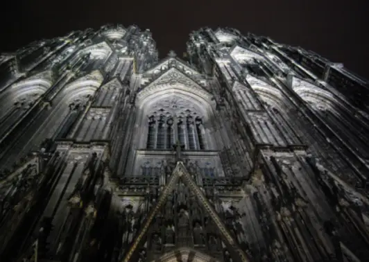 Định cư Köln: Thành phố lớn thứ tư Đức và trung tâm truyền thông