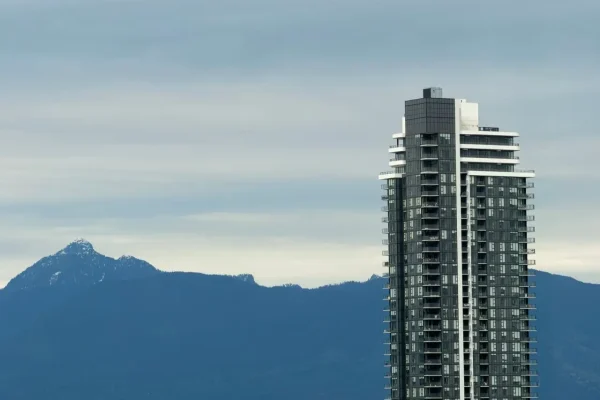 Định cư Surrey: Thành phố lớn thứ hai của British Columbia