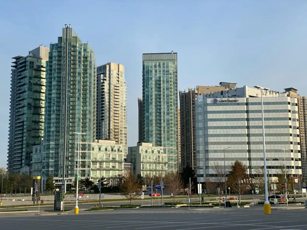 Định cư Vaughan: Thành phố phát triển nhanh phía bắc Toronto