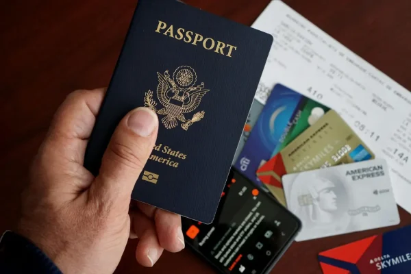 EB-3 advance parole: Đi lại khi I-485 đang chờ