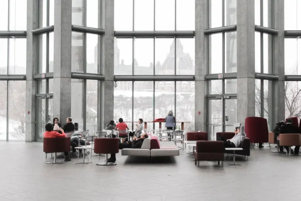 Canada nới giấy phép làm việc diện đề cử tỉnh bang: open work permit 2 năm