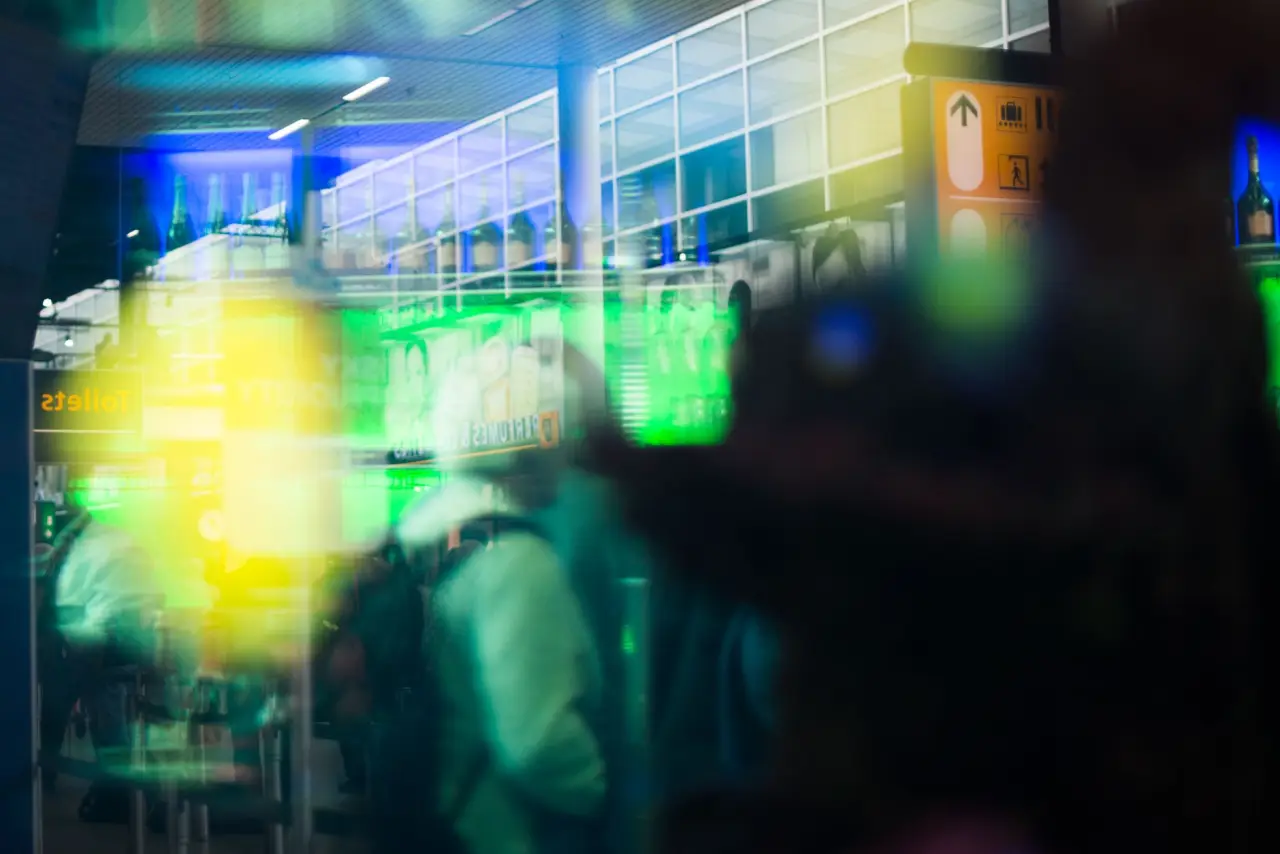 Bringing Cash to the U.S.: Customs Declaration Rules