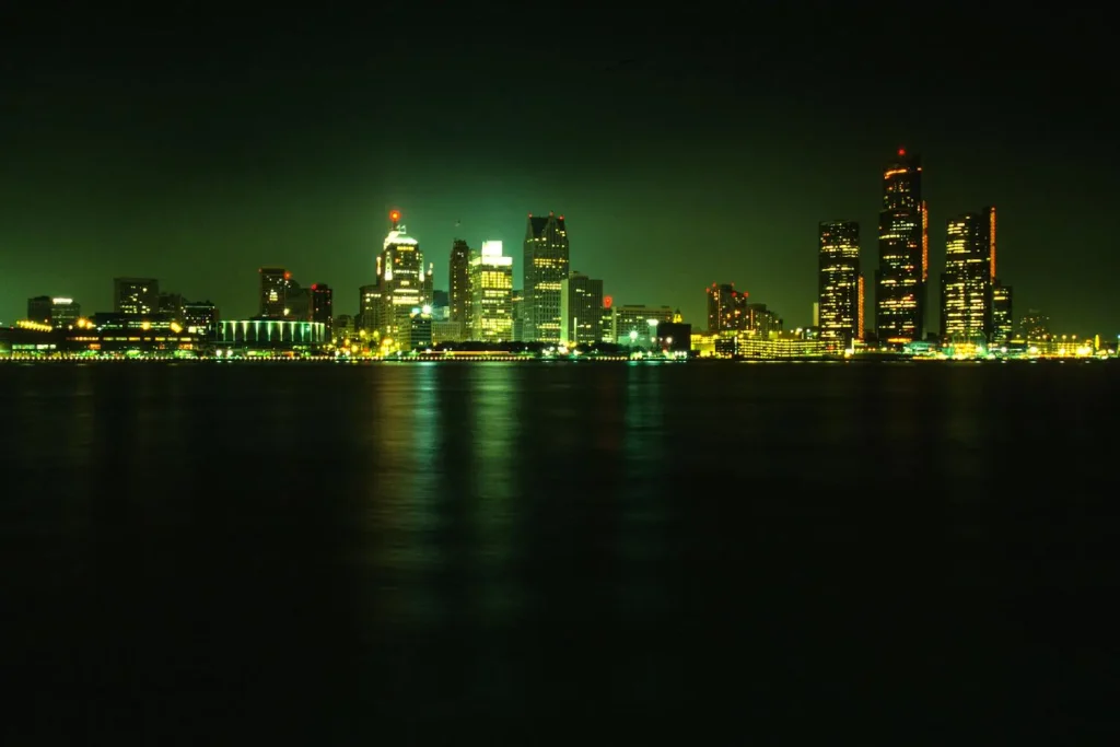 Định cư bang Michigan: Detroit và công nghiệp ô tô