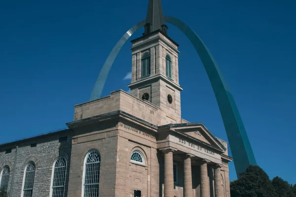 Định cư bang Missouri: St. Louis và chi phí thấp