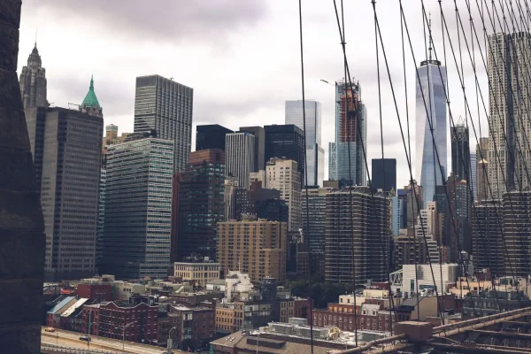 Định cư bang New York: Đô thị quốc tế